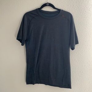 Men’s Lululemon Shirt